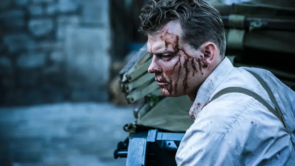 Ator de Operação Overlord entra em spin-off de Monarch