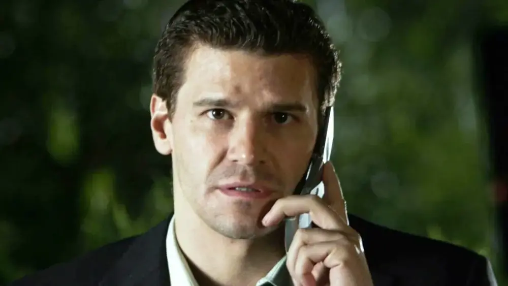 David Boreanaz fala sobre desafio de substituir James Garner em 'Arquivo Confidencial