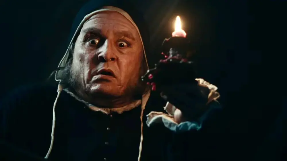 Ebenezer e os Fantasmas do Natal: trailer dublado sombrio com Johnny Depp