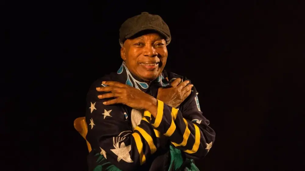 Milton Nascimento recebe alta após pneumonia