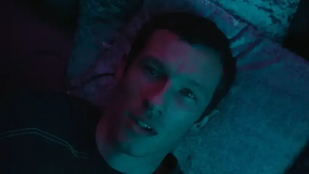Neuromancer: Callum Turner é hacker em série da AppleTV